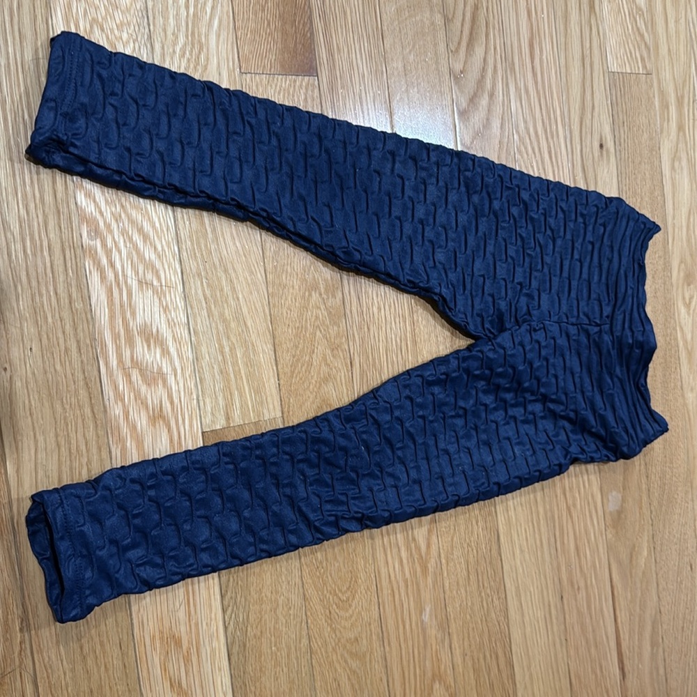 Toddler booty by Brabants navy croco leggings